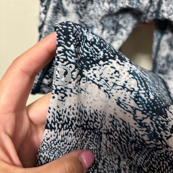 Lululemon Speed Up Tight *Full-On Luxtreme 28"
Wildwood Multi Size 6 - Picture 8 of 11